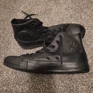 Converse high top black leather shoes, size 8 women's ( 6 mens)